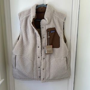Patagonia men’s reversible down vest
